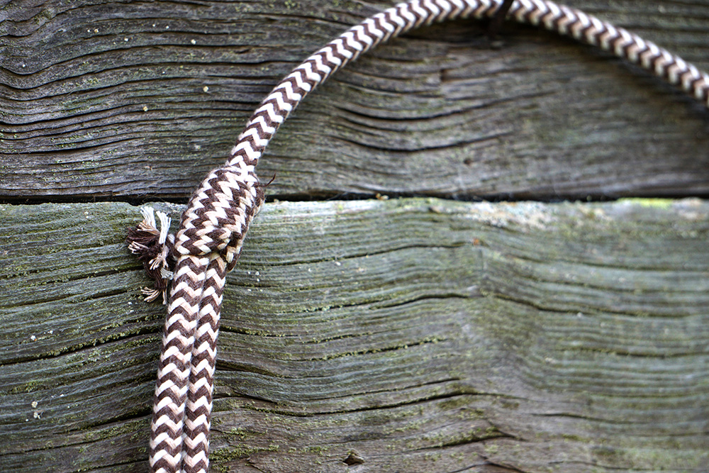 Neck ring / cordeo Brockamp (stiff), brown/vit - 3