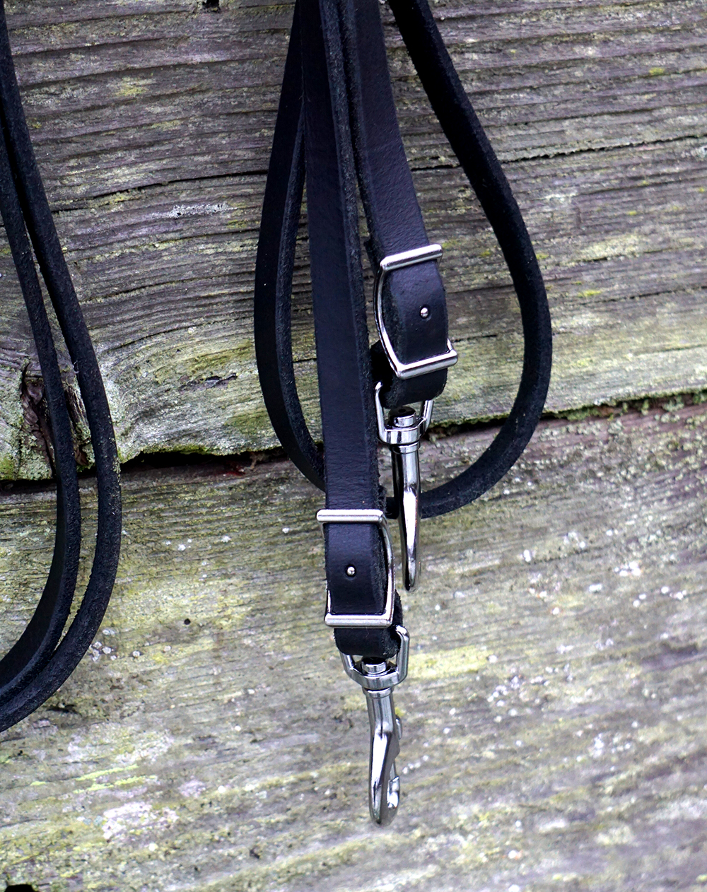 Slät lädertygel med hakar, Opux® svart/silver, 320 cm - 3