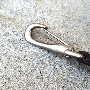 Kapsontygel / slät lädertygel med hakar, F.R.A® 300 cm, mörkbrun/silver