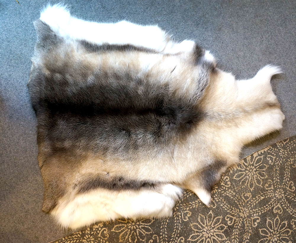 Reindeer fur (saddle pad), S - 14