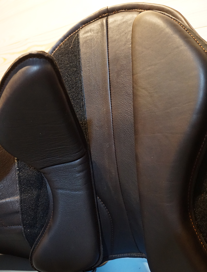 Taur Pad Supreme II (barbackasadel / ridpad med ryggradsfrihet)  - Svart - 16