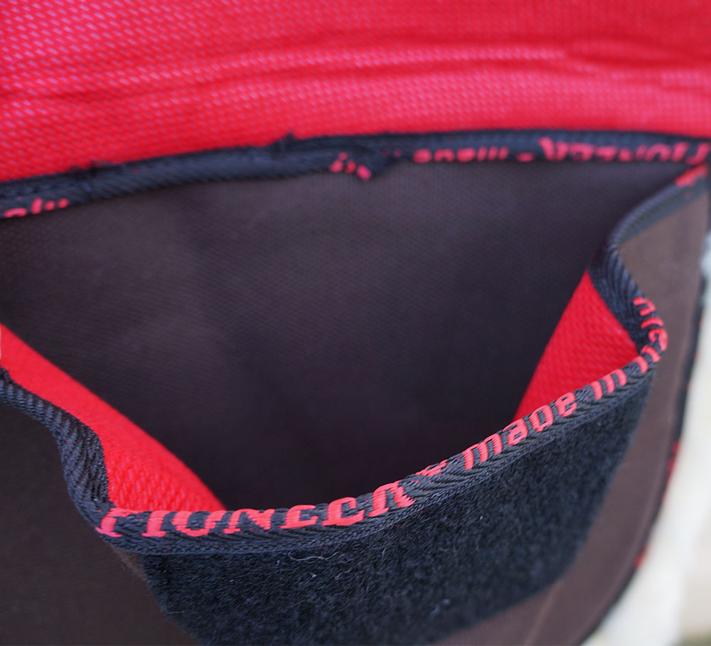 Pioneer® Trekker Saddle Pad - complete with bags - 4