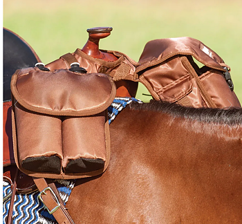 Cashel® Medium Horn Saddle Bag (pommelväska)