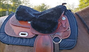 EDIX® Seatsaver  (western), genuine merino 