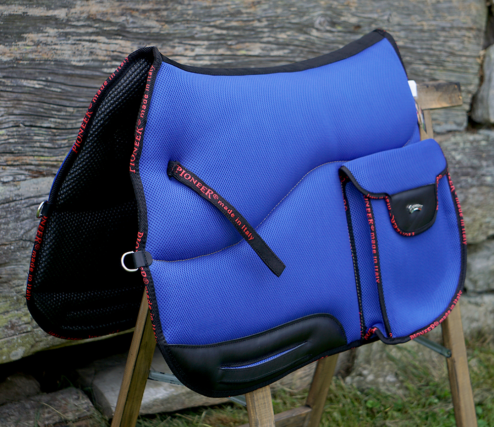 Pioneer® Saddle pad with bags - 6