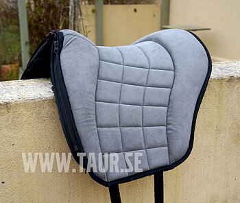 Ridpad Grandeur Alcantara - Svart