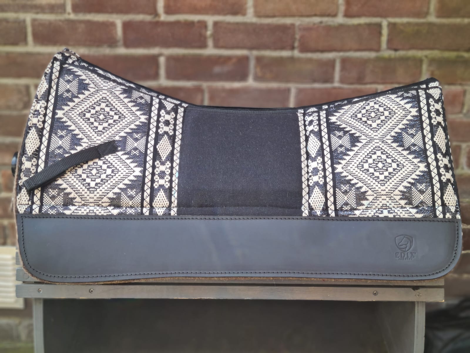 EDIX® Western pad woolfelt (incl. 8 inserts), Black Aztec