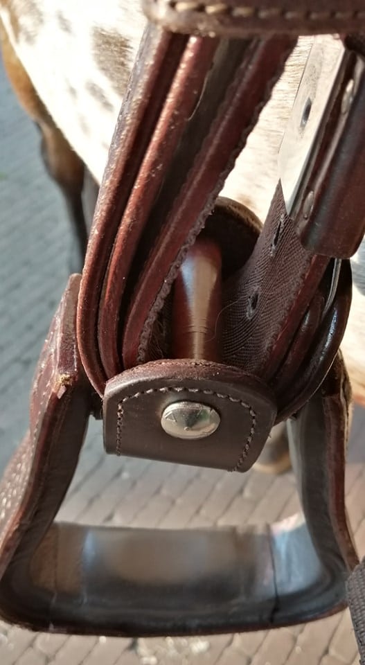Edix® Stirrup Turner 90°  - 2