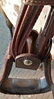 Edix® Stirrup Turner 90° 