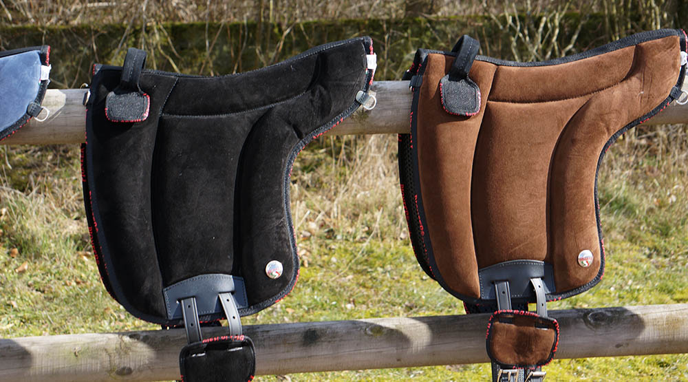 Atessa Ride pad / Bareback pad in suede (with stirrup attachments), BLACK - 4