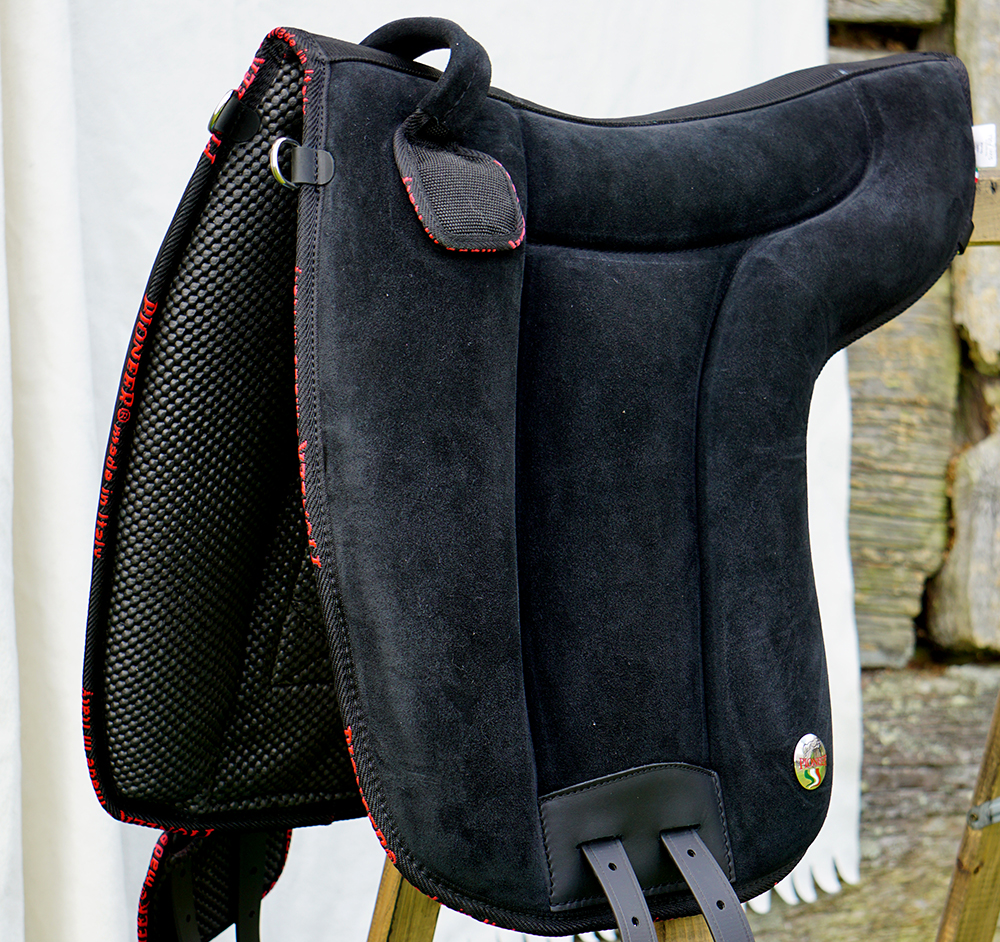Atessa Ride pad / Bareback pad in suede (with stirrup attachments), BLACK - 11