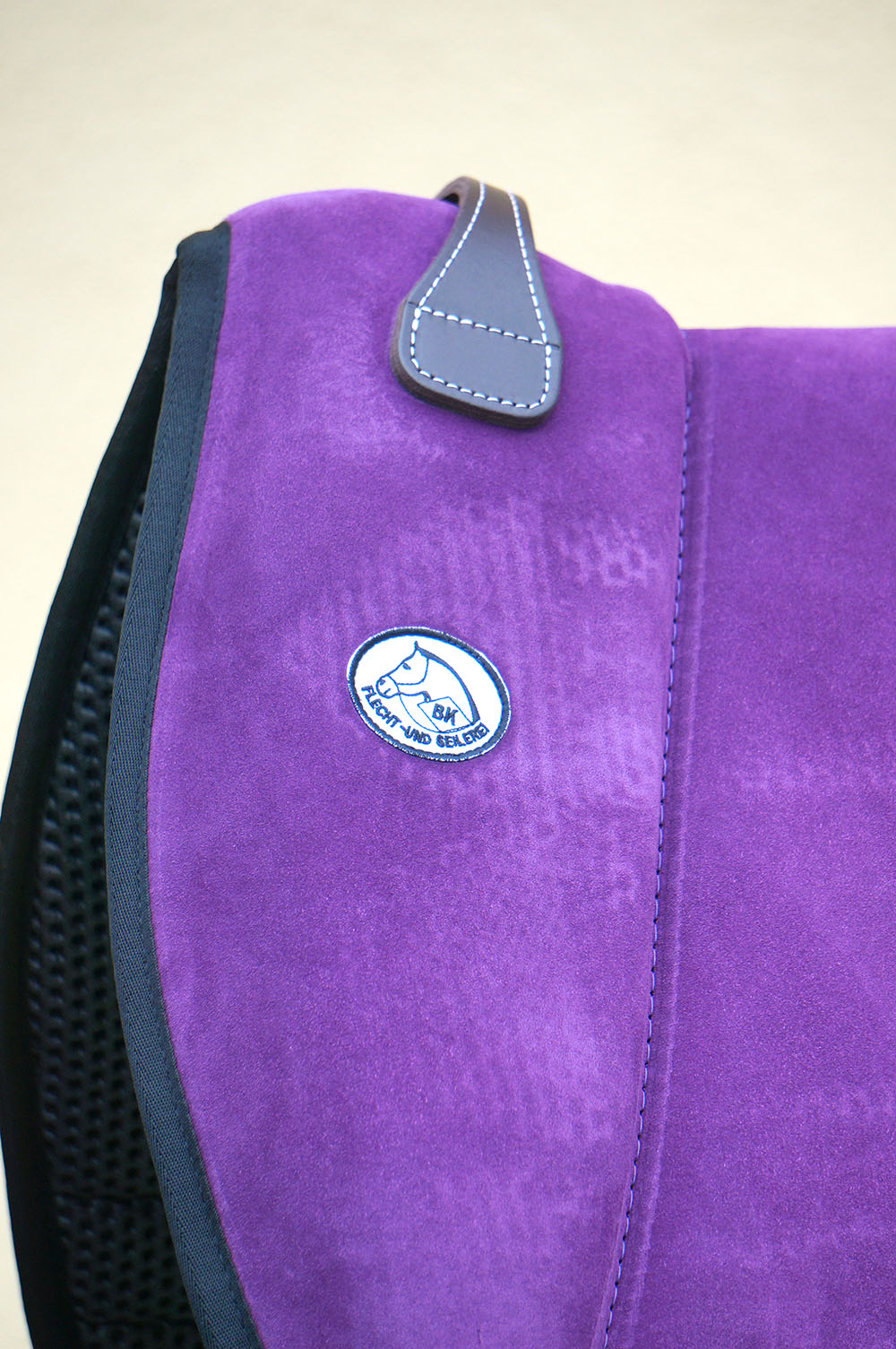 Brockamp Special - Ridpad / Barbackasadel i mocka (gul) - 3