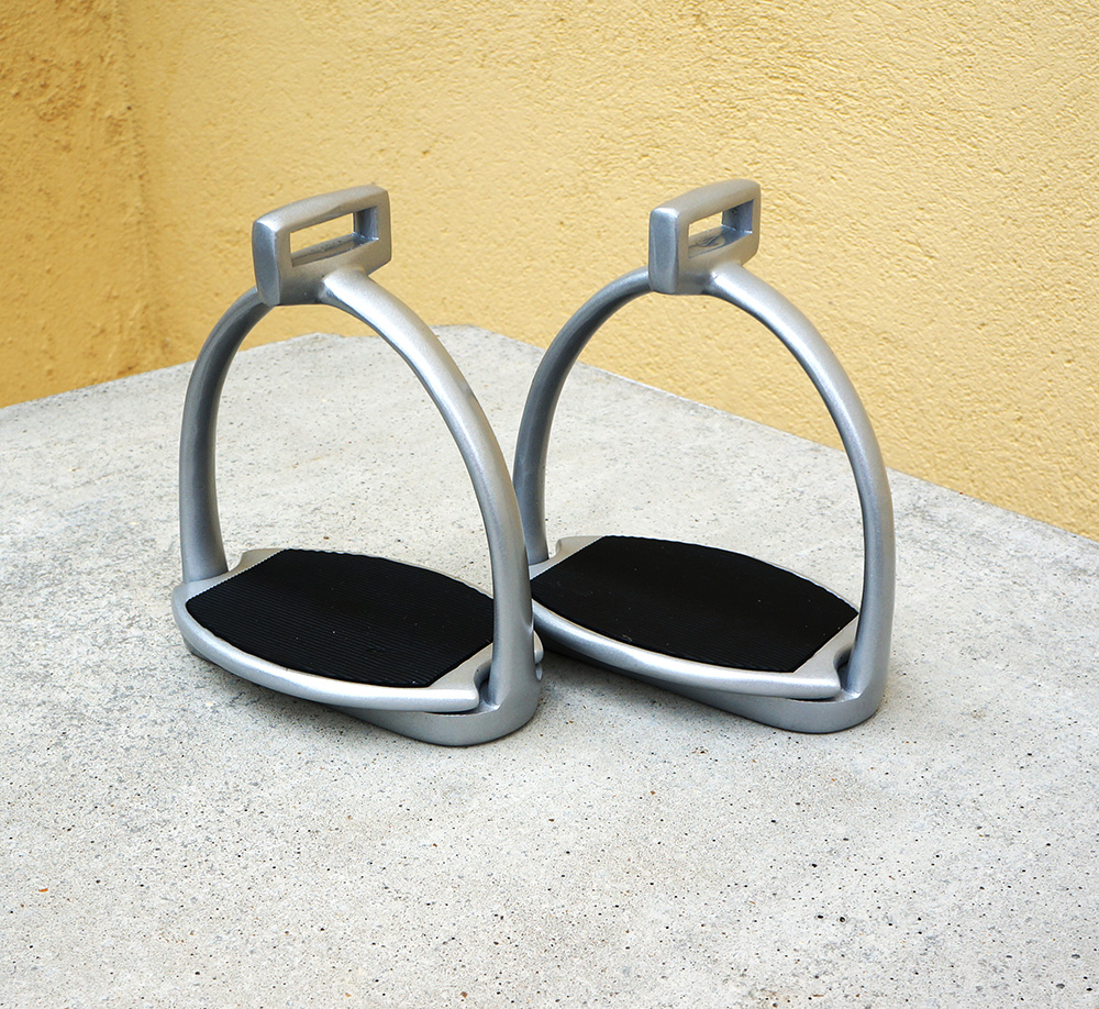 Barefoot® stirrups