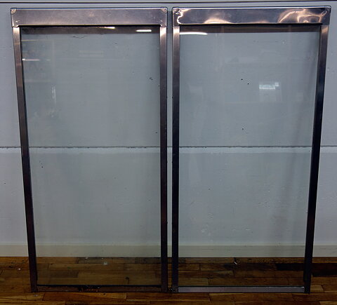 Lockdownbar med glas och ram Bally