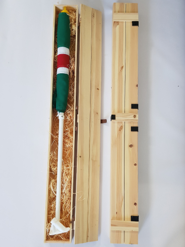 Presentlåda i trä för fasadflagga med stång och fäste - 3