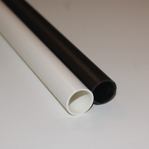 Slitsad plaststång 1000mm - 2