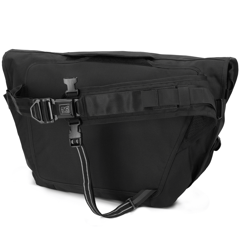 【新品未使用】CHROME BERLIN Chrome Berlin Pro | Buy Online | UrbanBikeWear.com