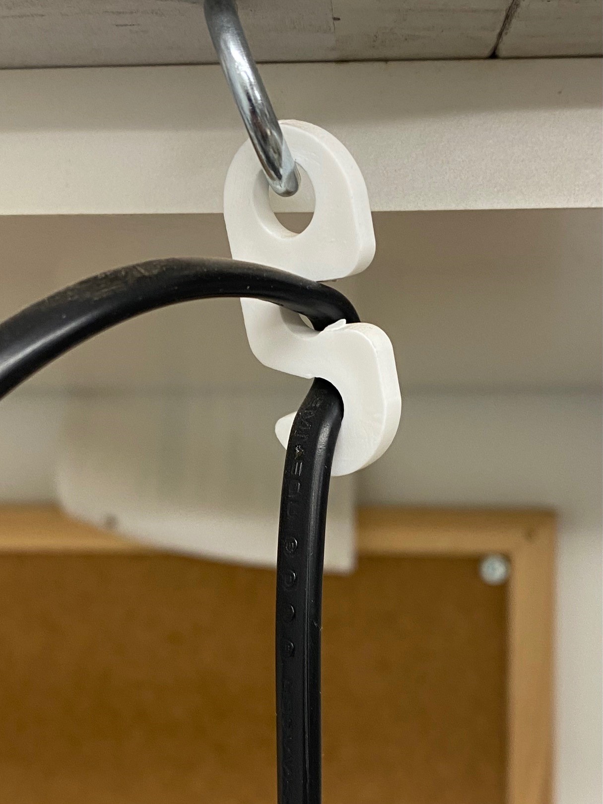 Clips för lampsladd
