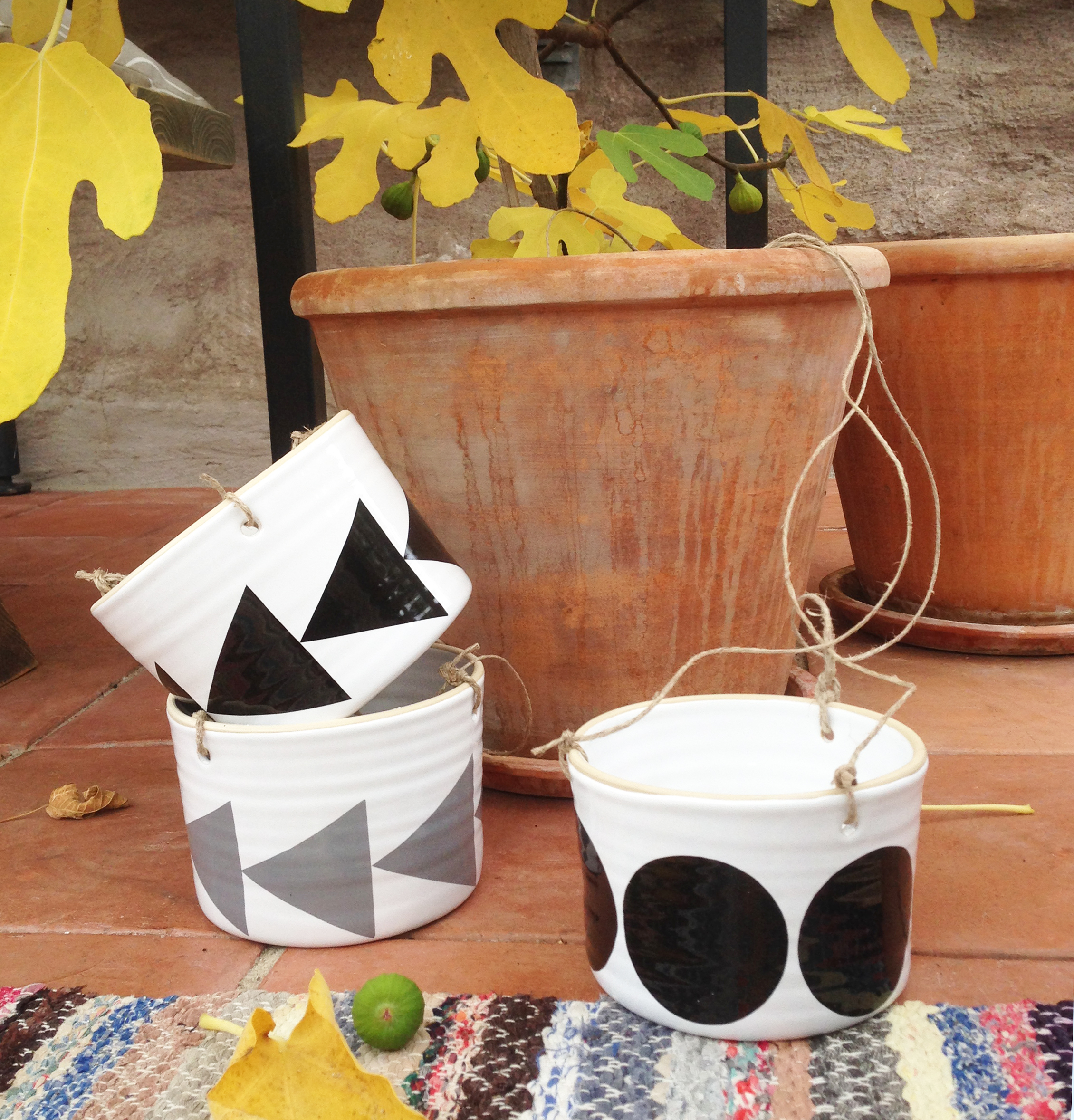 ZIGGE - large hanging pot