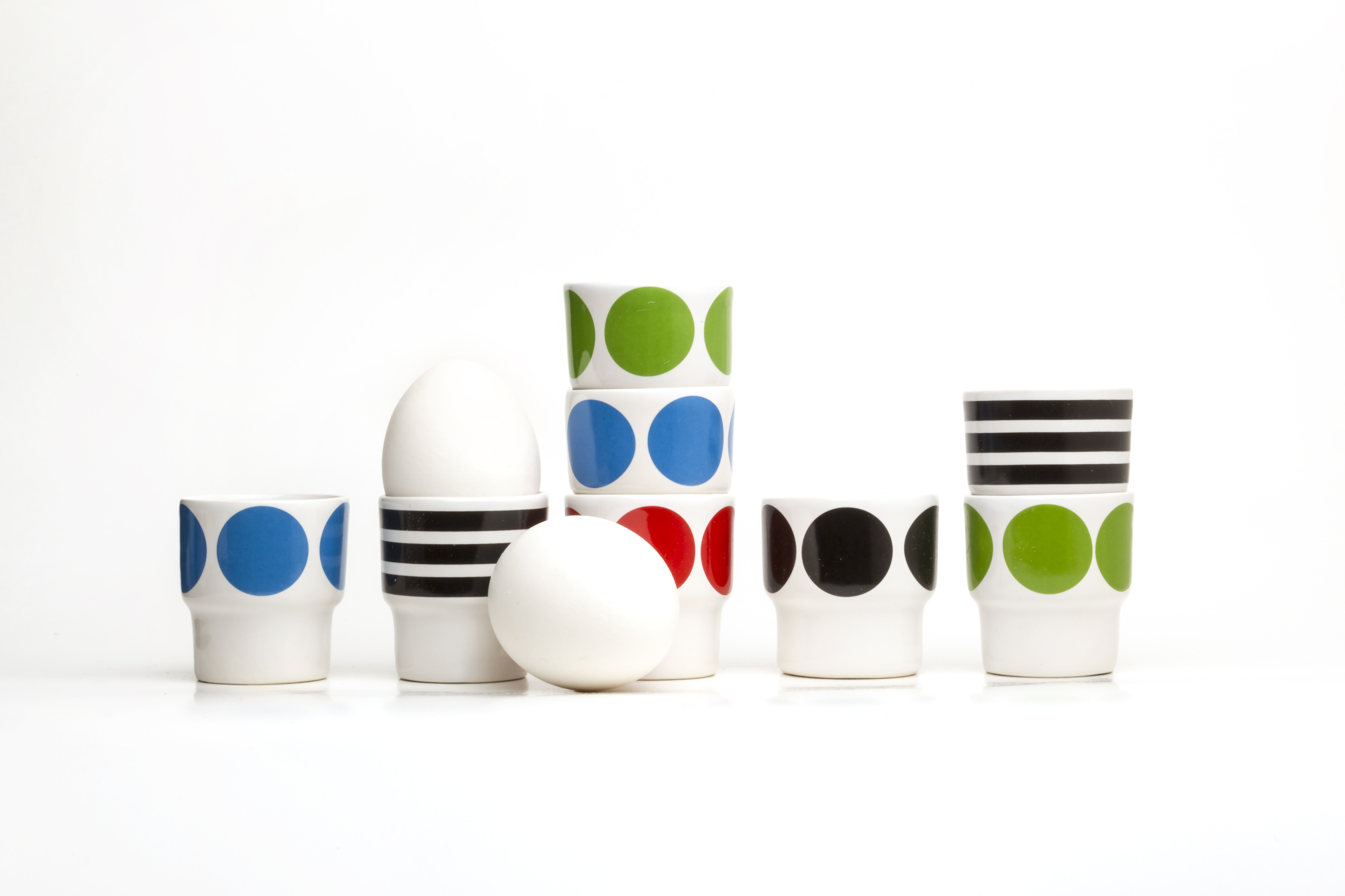 EGGCUPS black dots X2 - 4