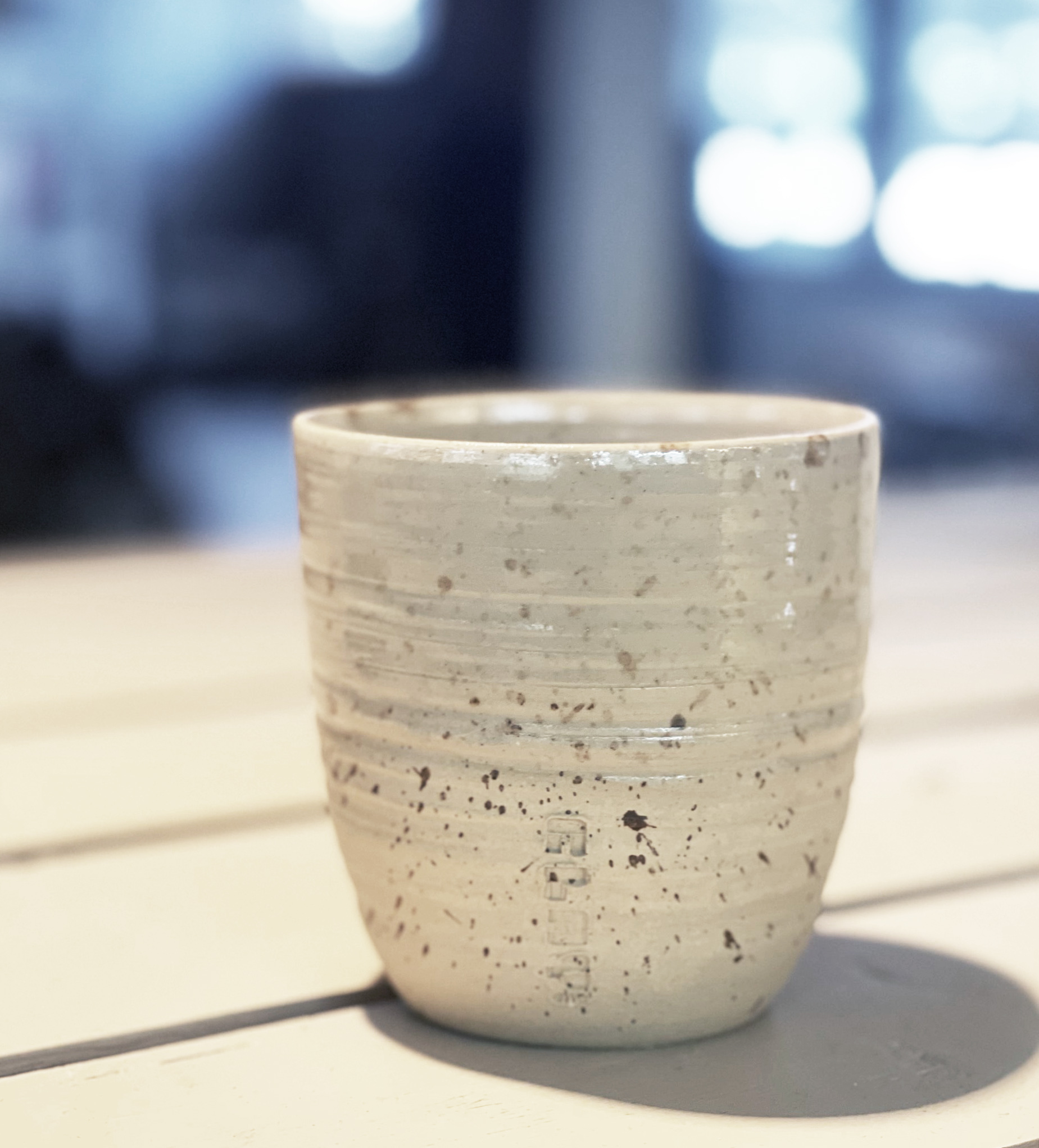 CLAY becher