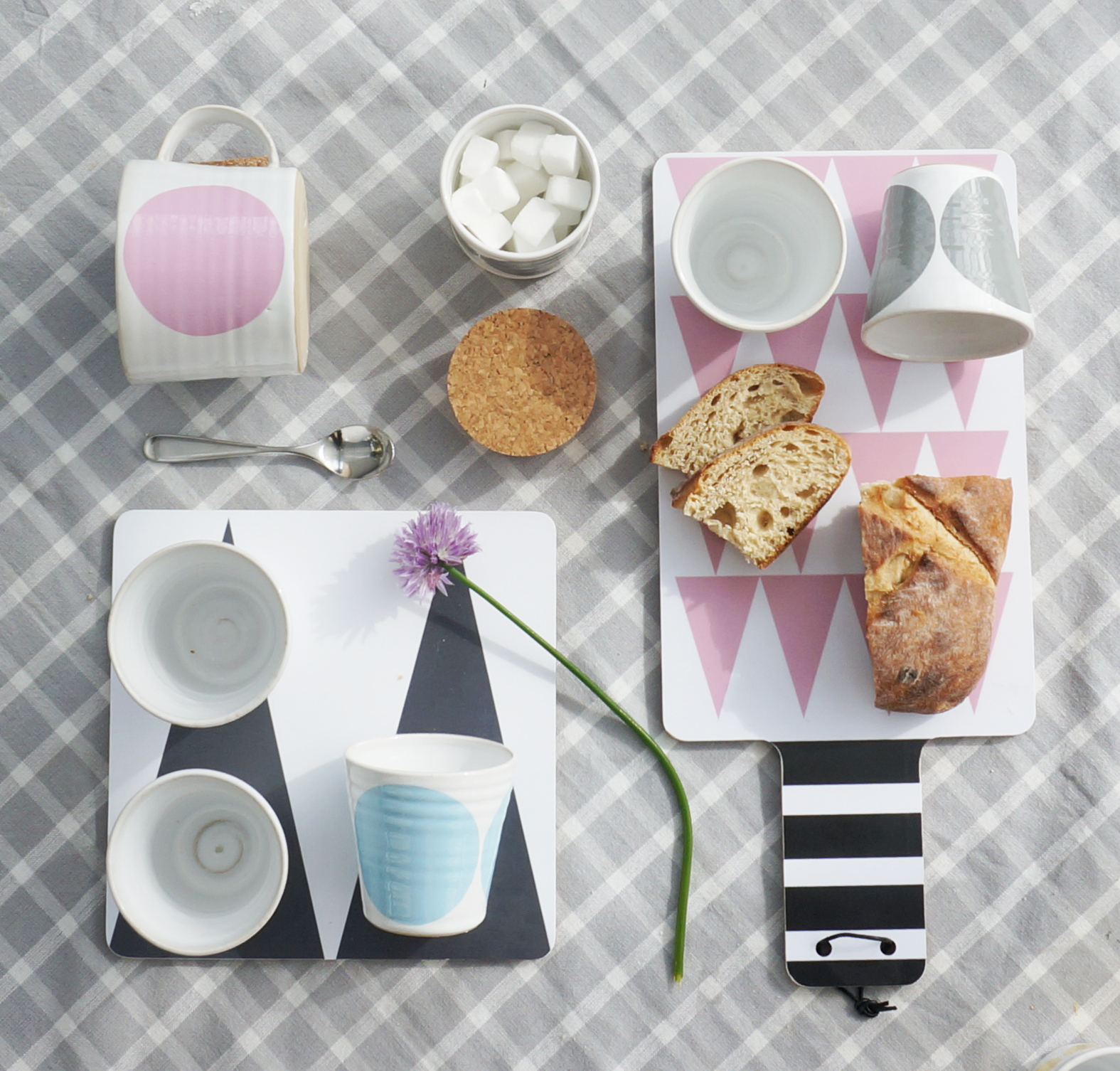 CUTTINGBOARD with handle / triangles - 8