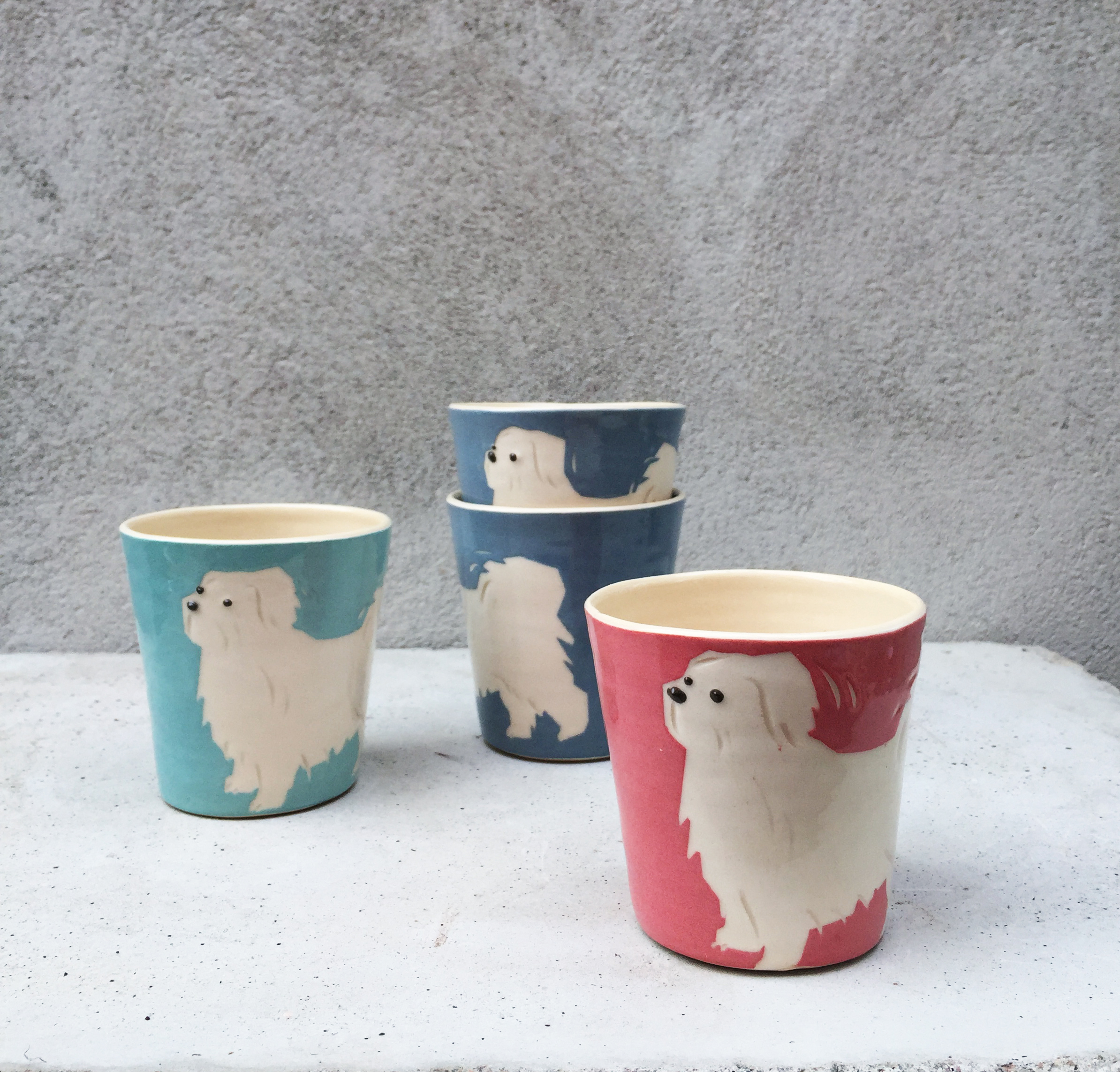 ANIMALCUP Small white dog