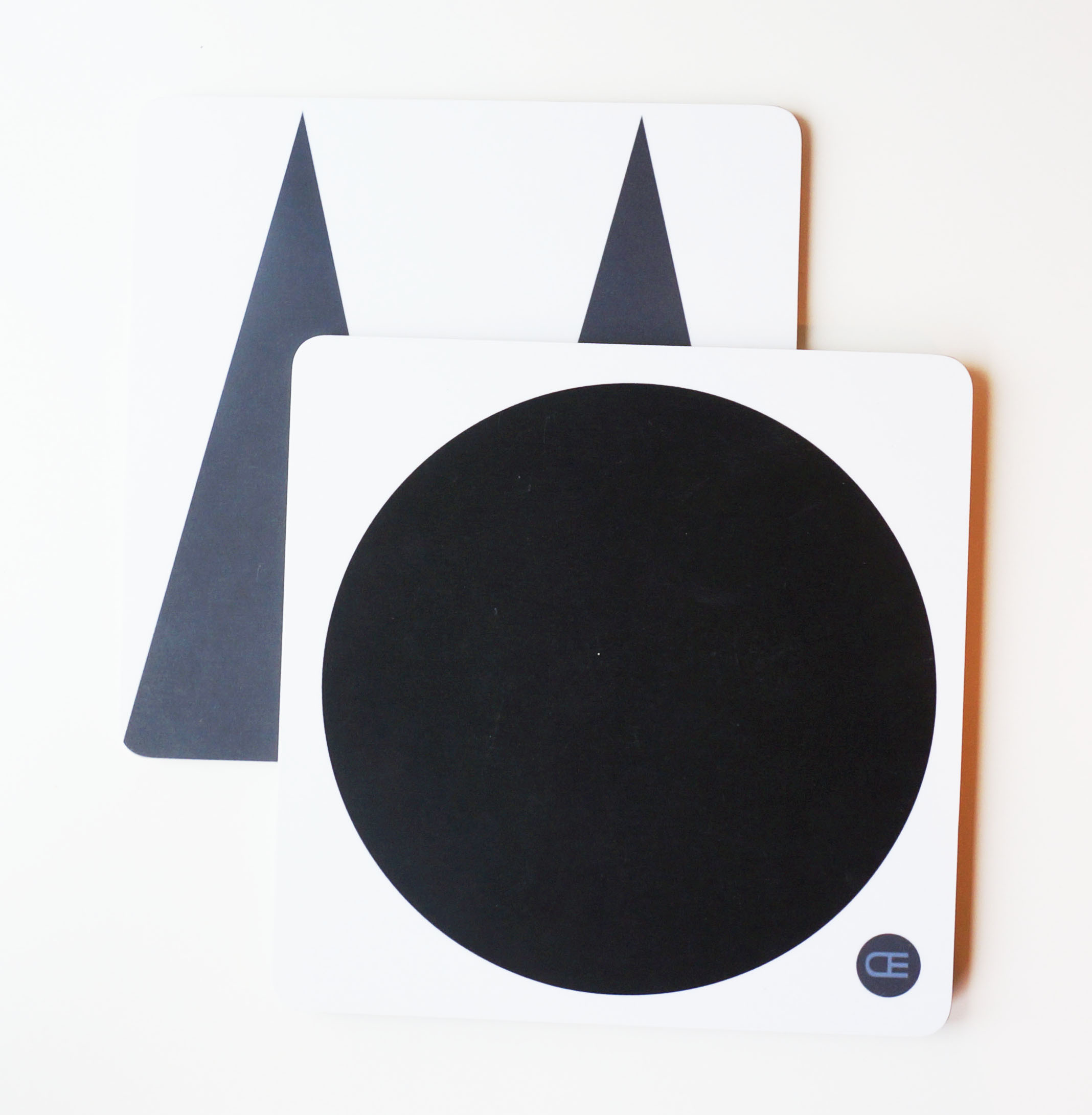 TRIVET + 4 WAVE cups - 4