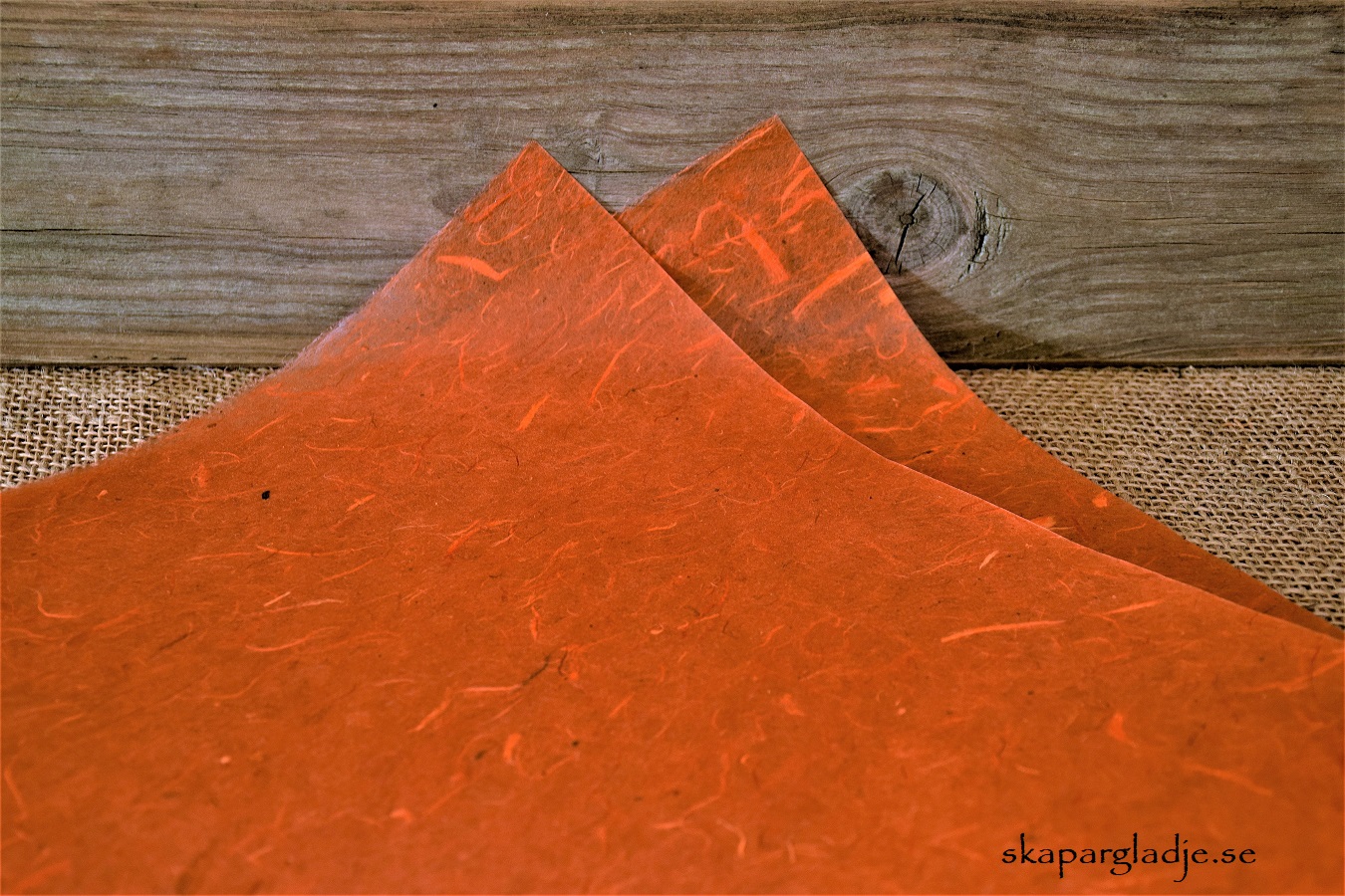 Dekorations-Papper Vaxat Orange Ark i Olika Strl.