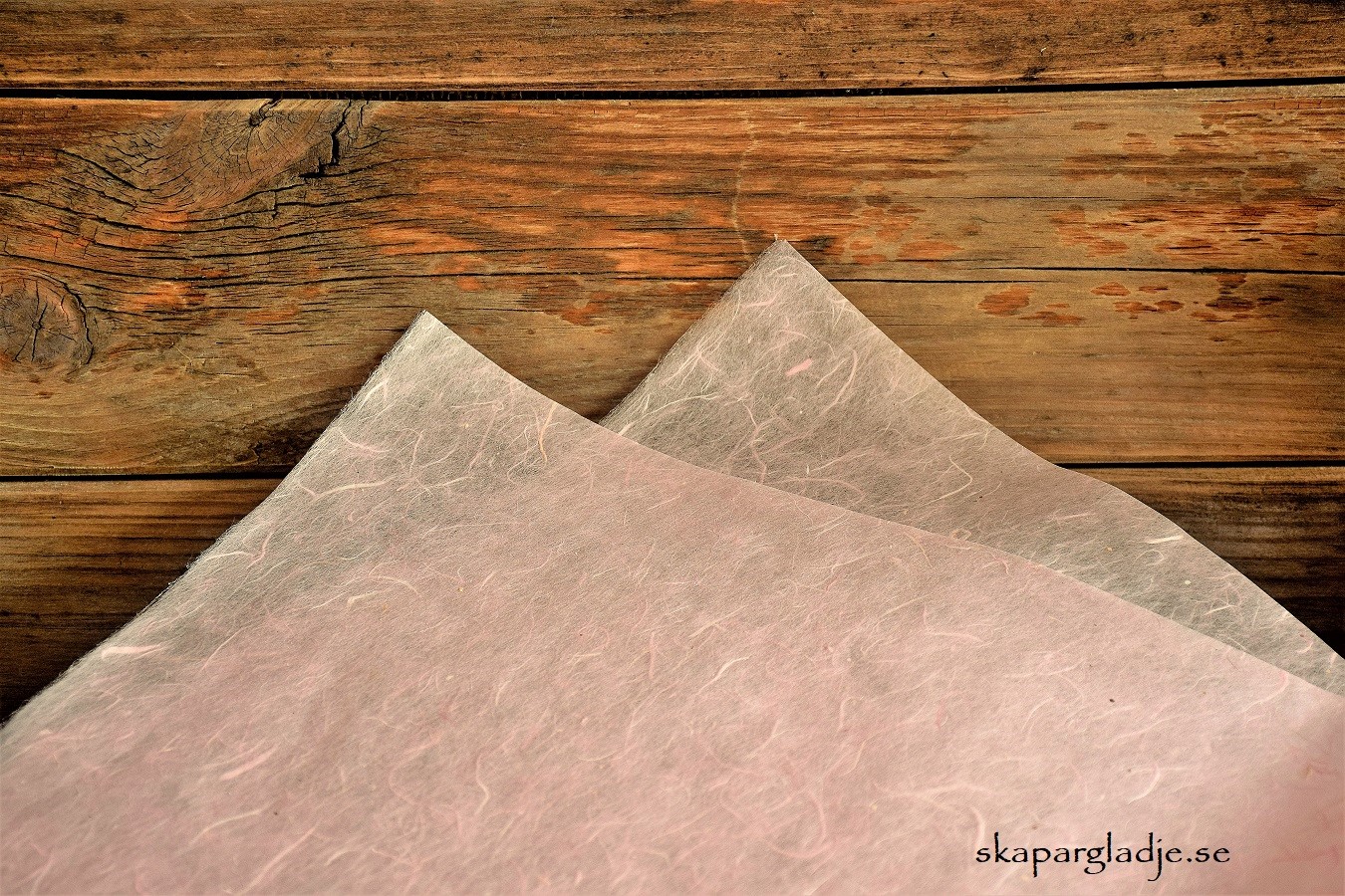 Dekorations-Papper Vaxat Rosa Ark i Olika Strl.
