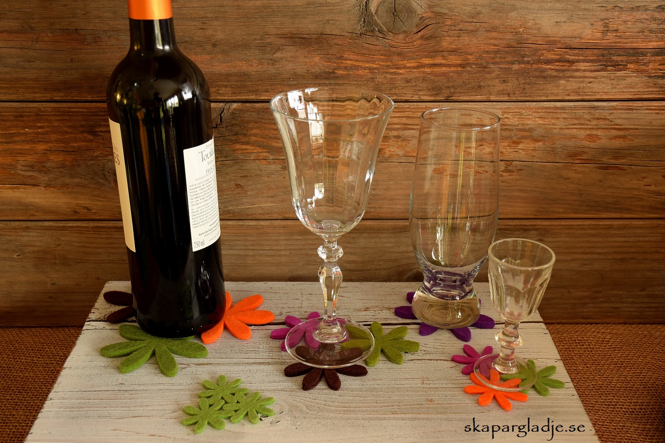 Filt-blommor som Glas / Flask ... underlägg ...