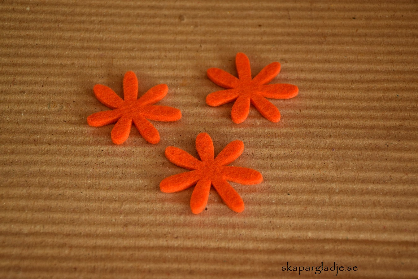 Filtblomma Orange 4,5cm 