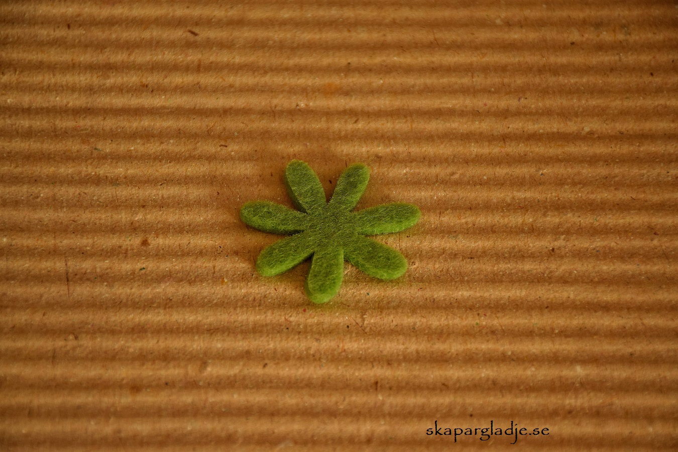 Filtblomma Grön 3,5cm  - 2