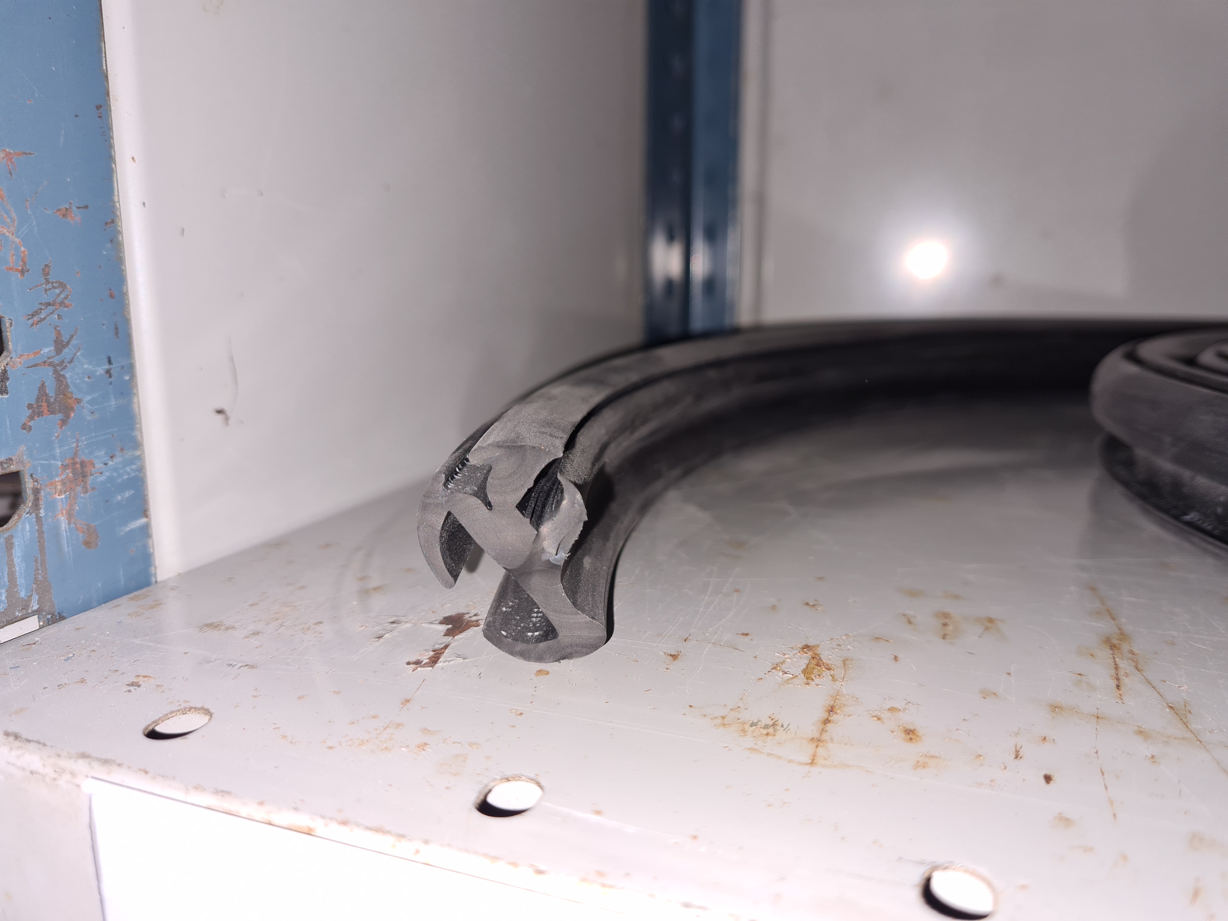Fönsterlist för fast fönster 5mm glas, 27mm vägg 5meter