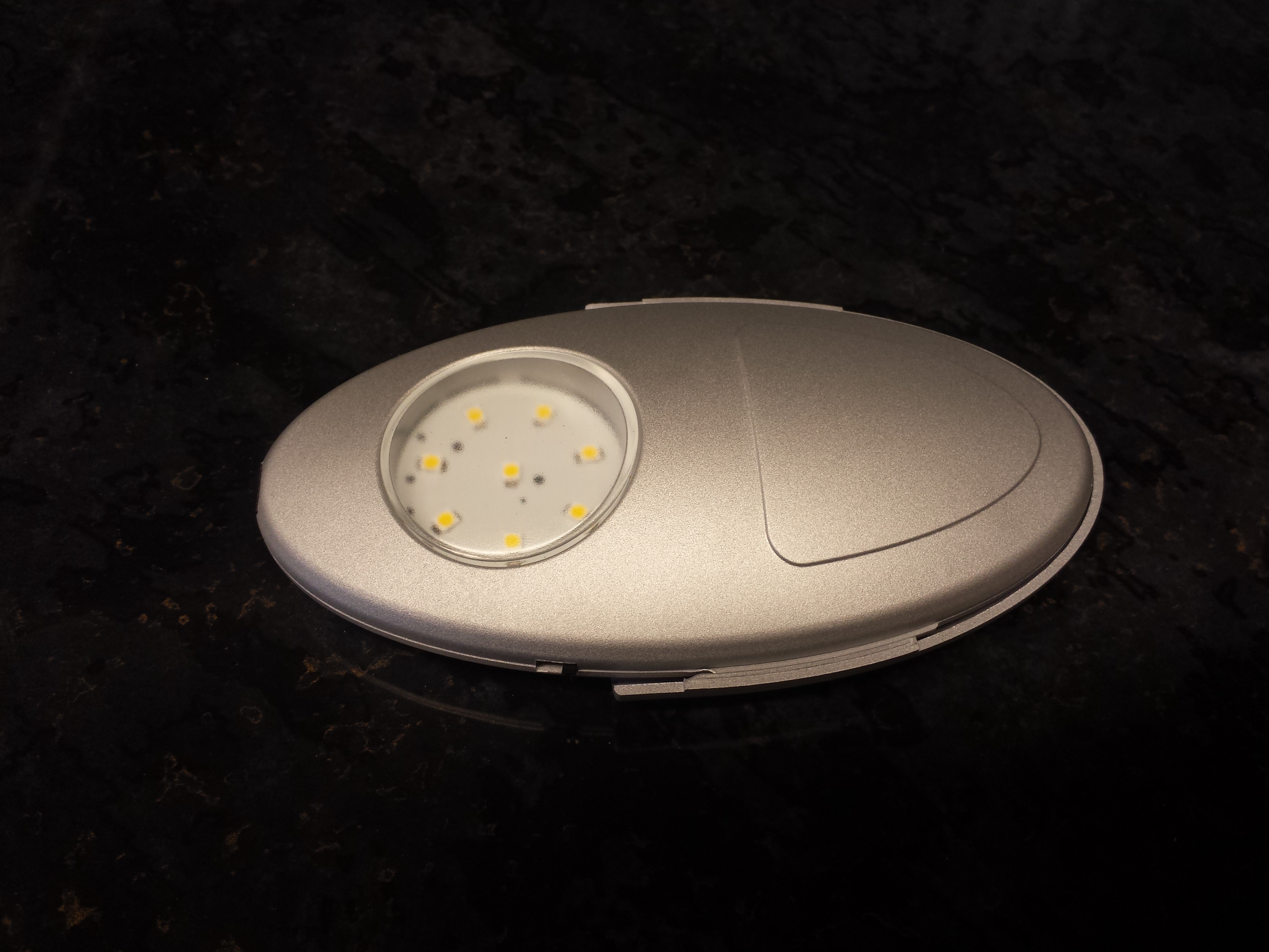 Garderobsbelysning / Ficklampa