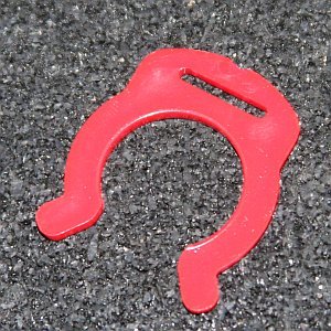 Locking clip red - 10mm