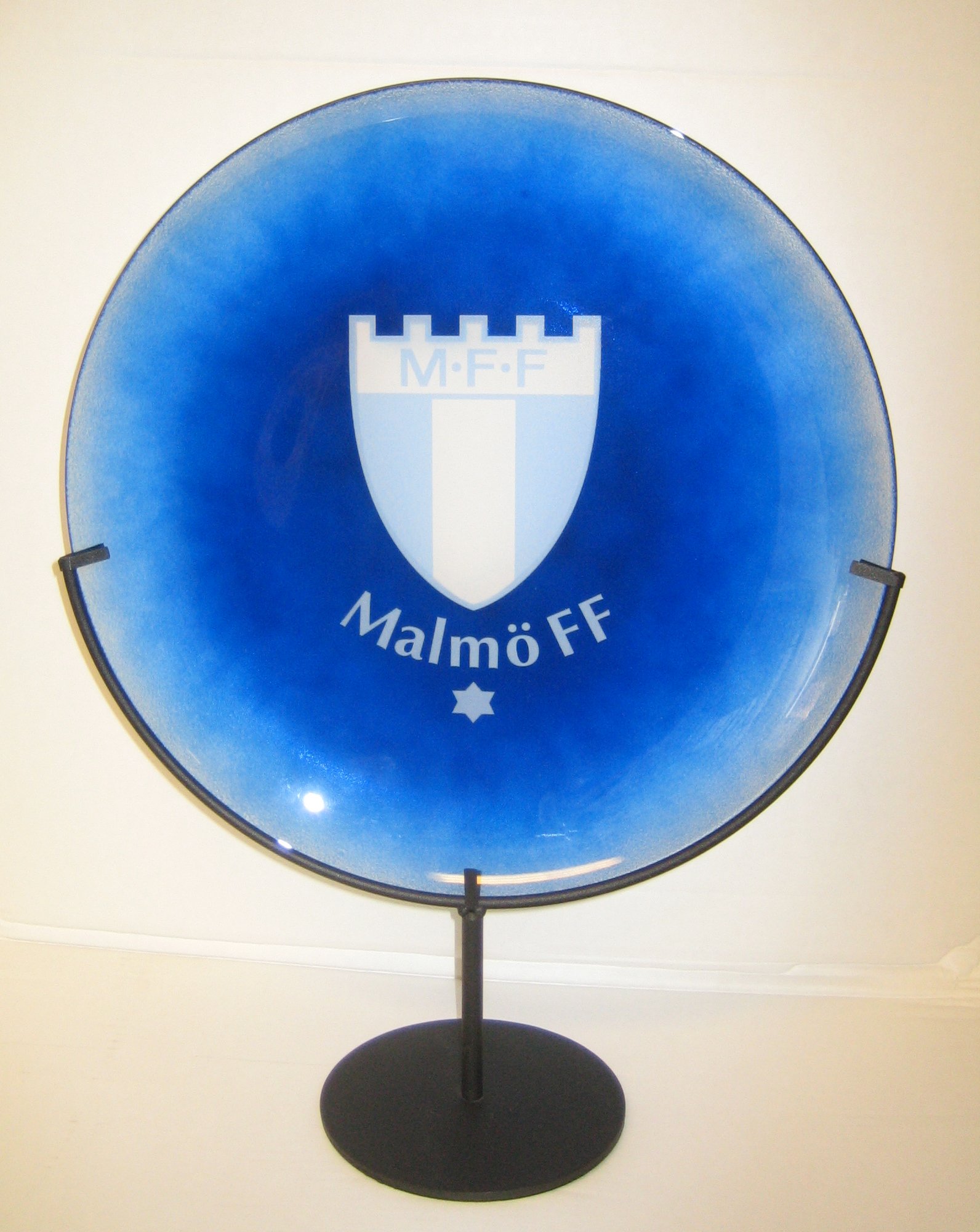 3.Insmältning av logotyp i färg gravyr på alla beställda artiklar  - 3
