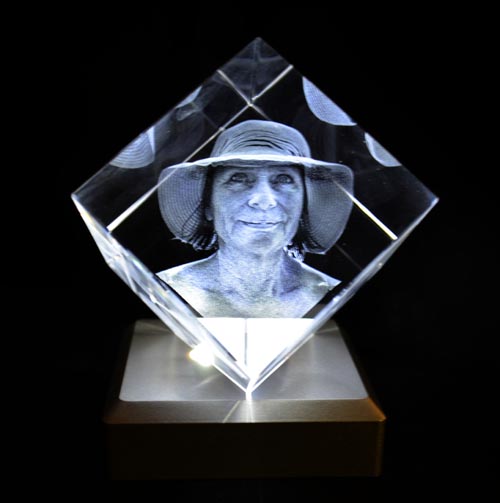 Cubo 3D con esquinas cortadas 10x10x10 cm - 2