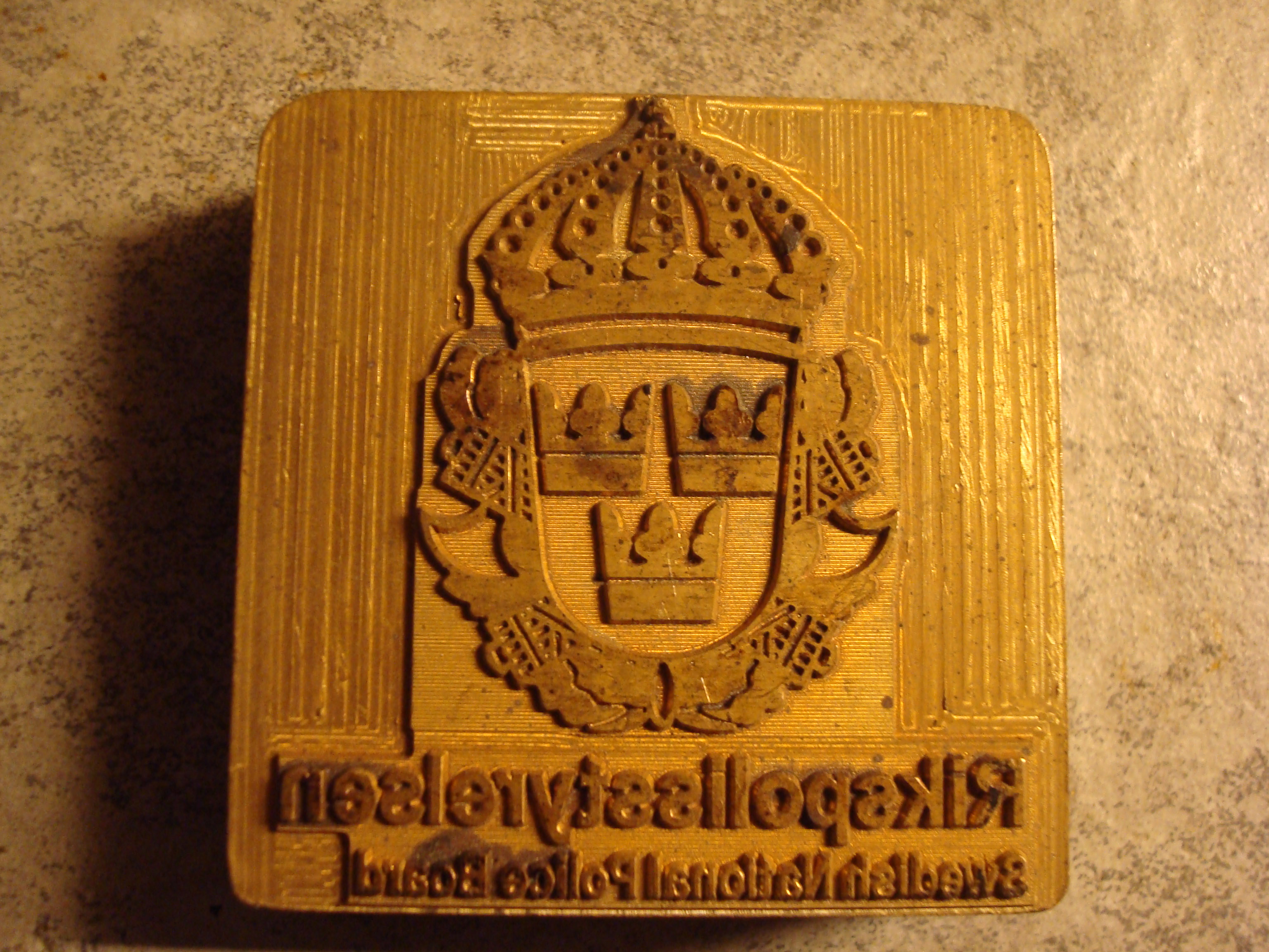 Alt 3A: Innbrent logo og tekst med merkevarestempel på treeske, bestilling av 16-50 treesker - 4