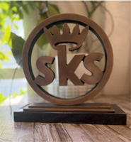 SKS Logo i Brons statyett