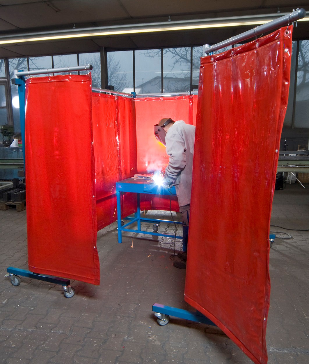 Transflex mobile protective partition - 3