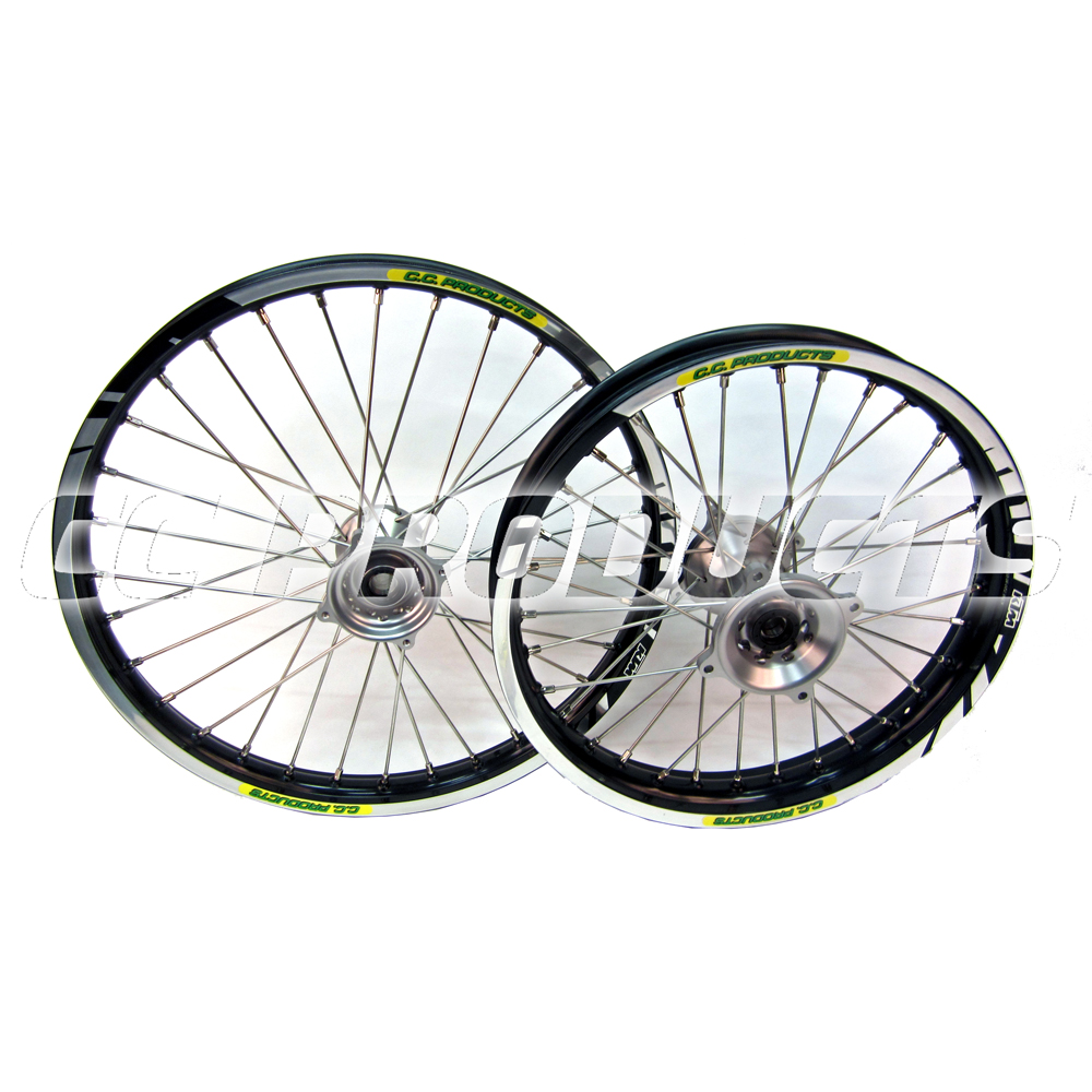 18x2,15 Freeride 250 R/350 12-17  Bakhjul - 3