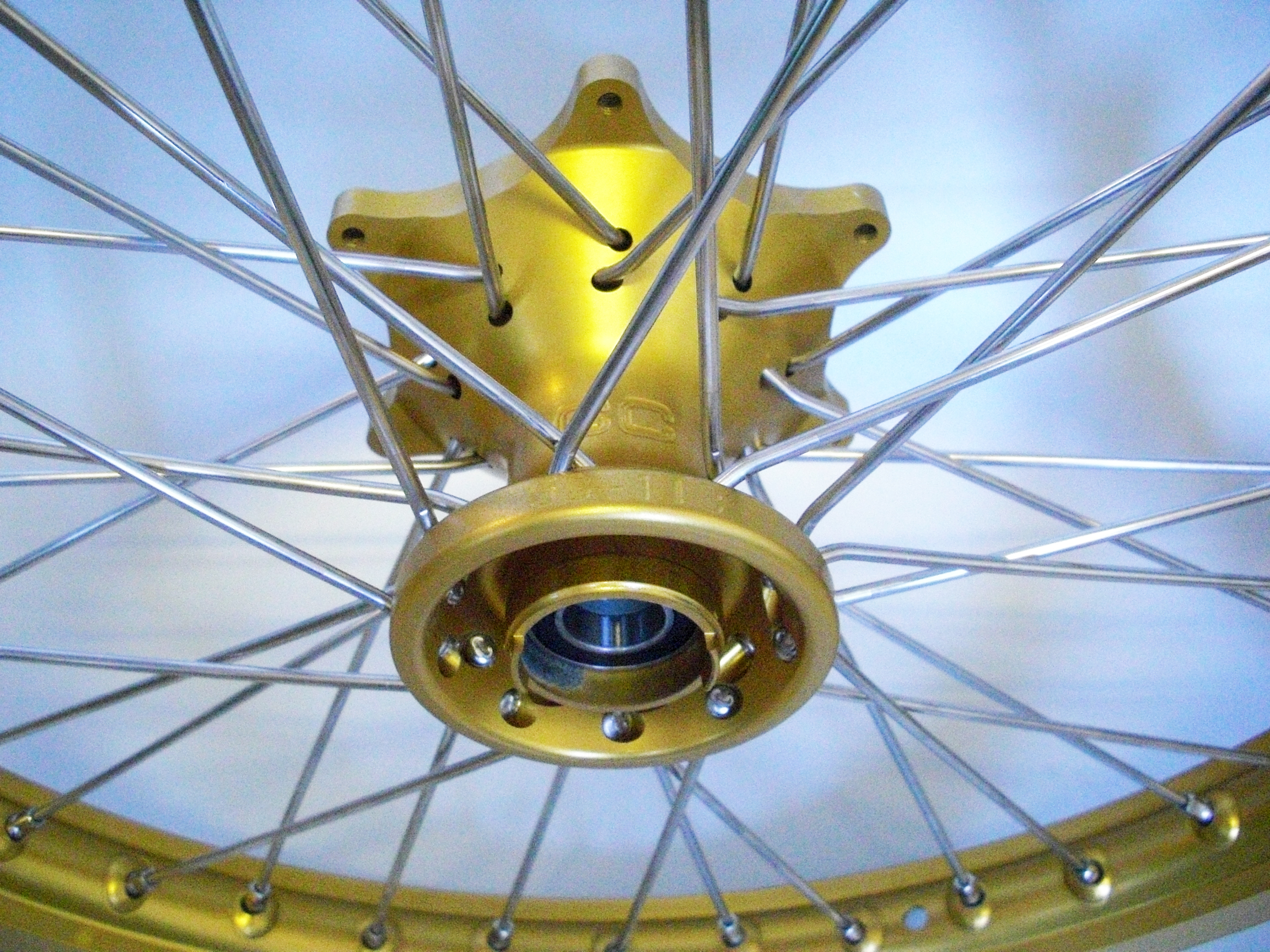 17x3,50 DRZ 400 00- Front Wheel