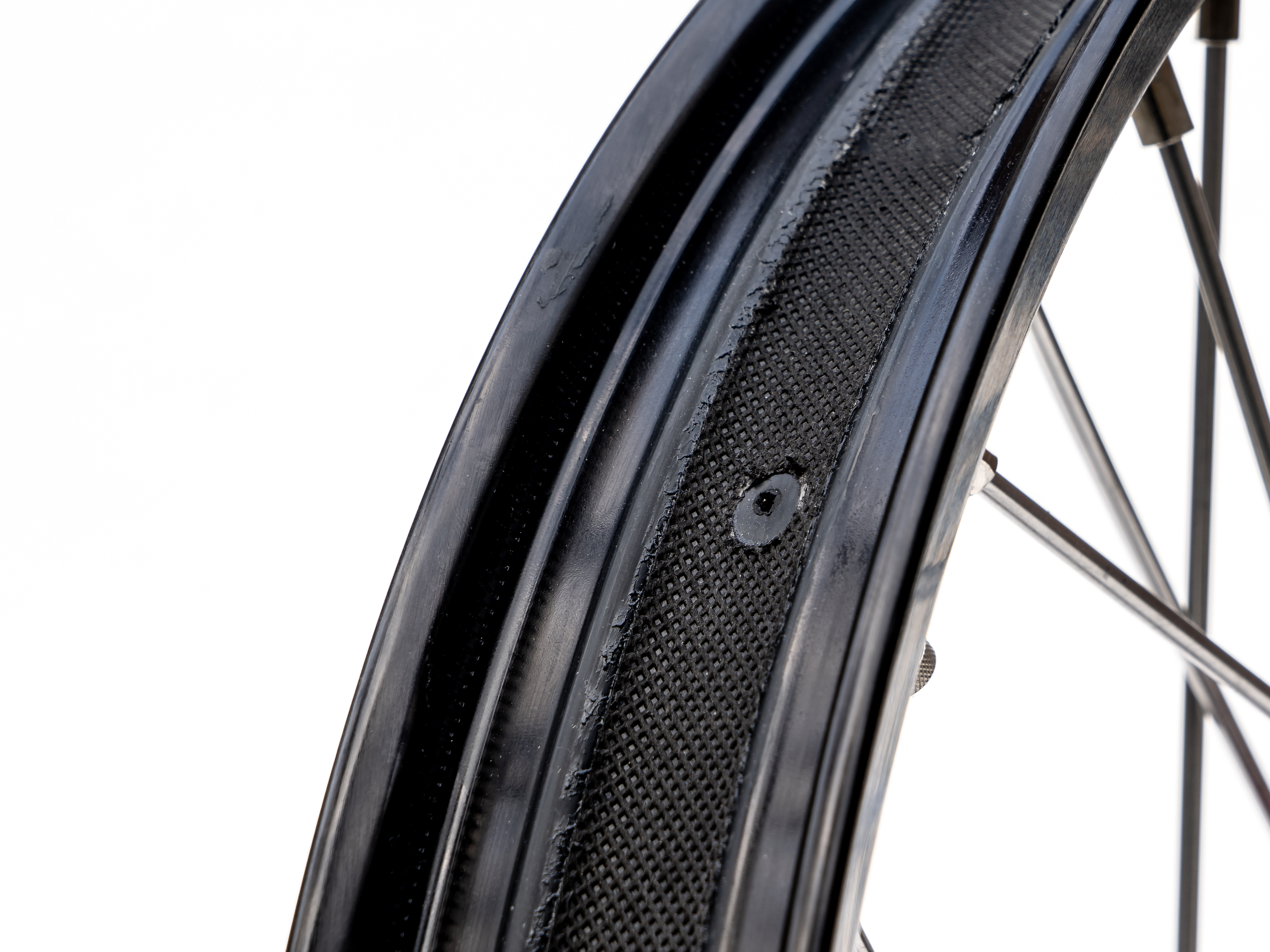 19x2,50 Suzuki DL 1050 V-Strom 20- Front Wheel (Anodized hub) - 16