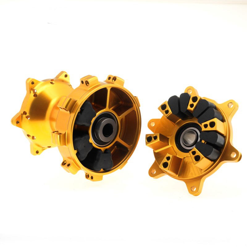 17x5,00 Suzuki DL 1050 V-Strom 20- Rear Wheel (Anodized hub) - 5