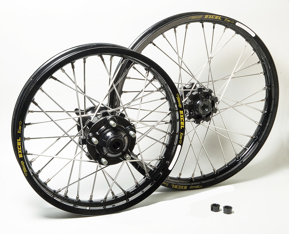 17x5,00 Suzuki DL 1050 V-Strom 20- Rear Wheel (Anodized hub) - 4