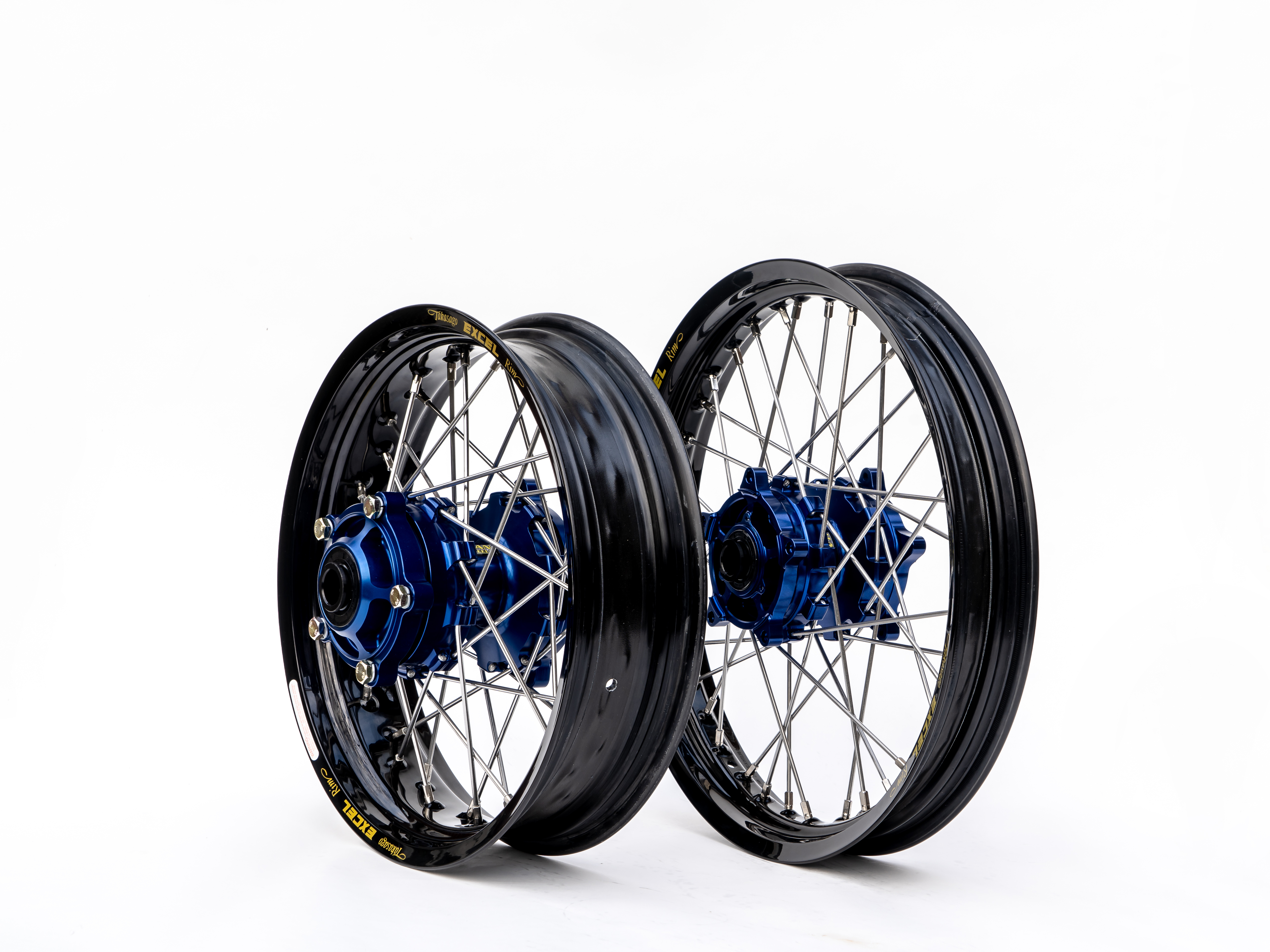 17x5,00 Suzuki DL 1050 V-Strom 20- Rear Wheel (Anodized hub) - 2