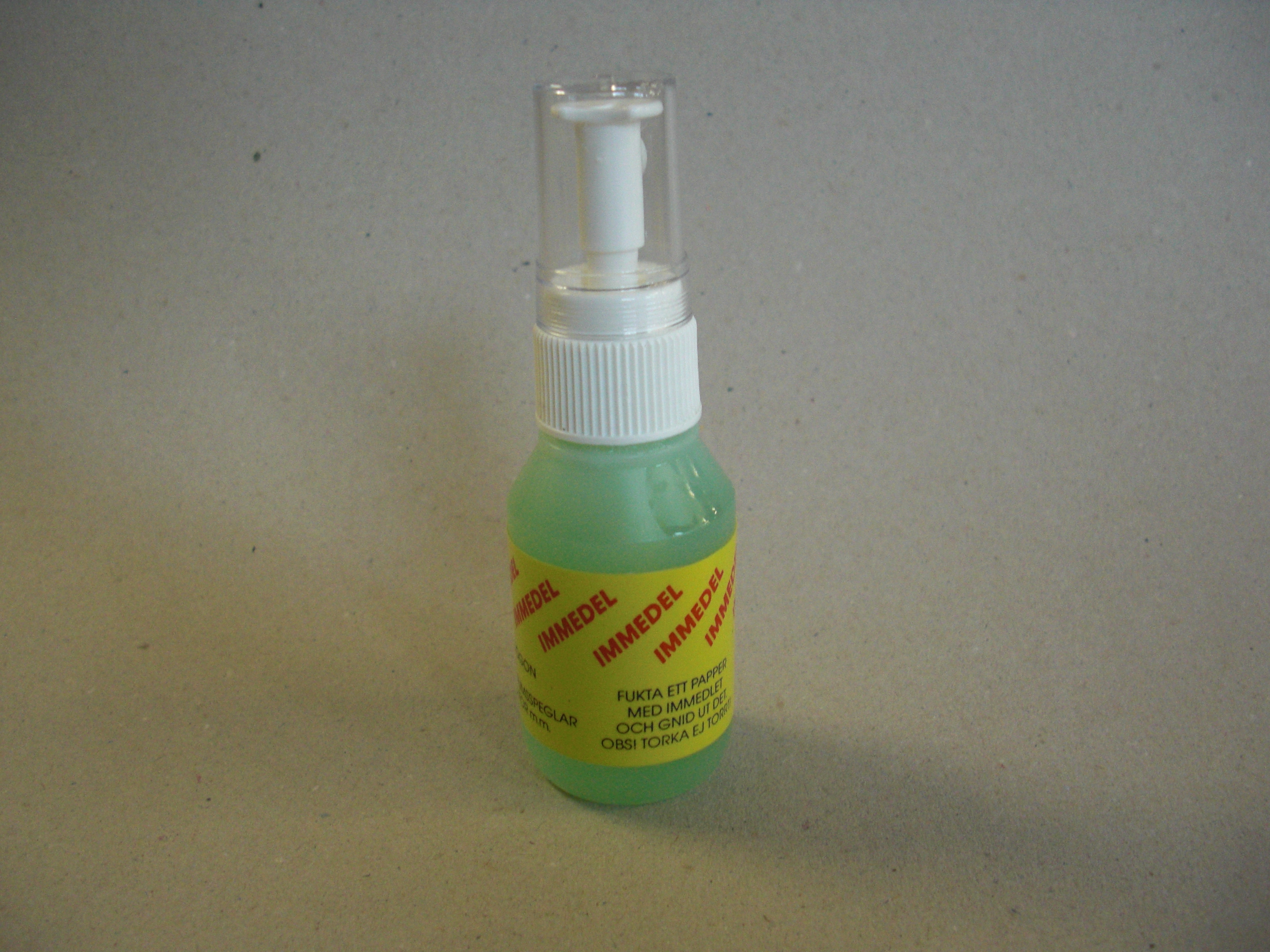 Anti-fog liquid spray pump