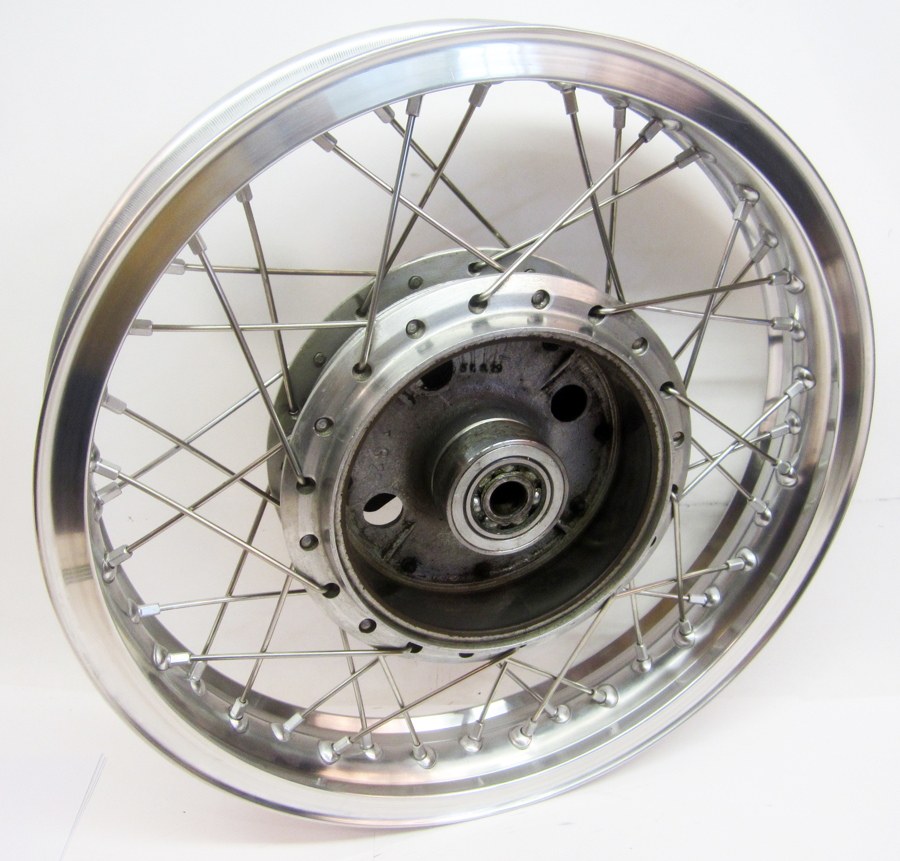 18x2,15 Chrome Rim 40H - HONDA - 3