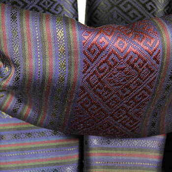 Handvävd Aubergine Sidensjal DeLux